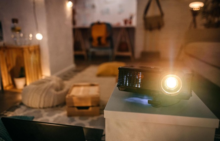 Projector Write for us